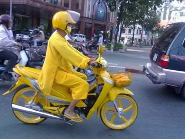 Nhầm Lẫn Hài Hước Trên Đường
